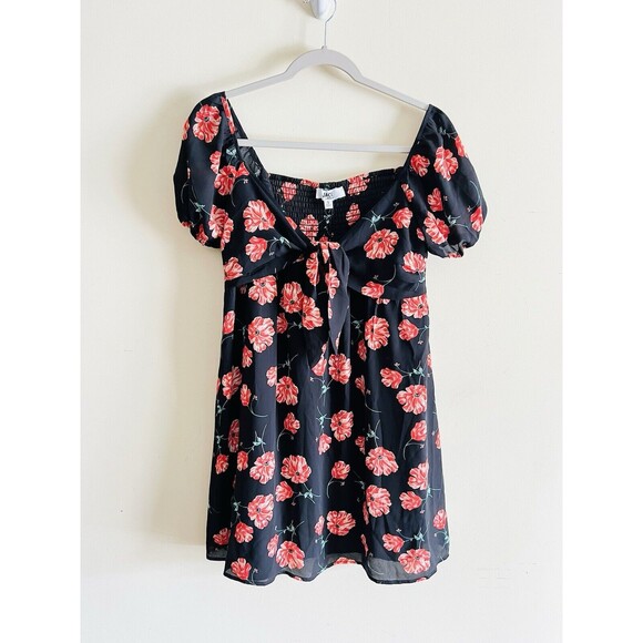 Jack By BB Dakota - Pretty in Poppies Floral Print Mini Dress Small NWT Black - Picture 2 of 4